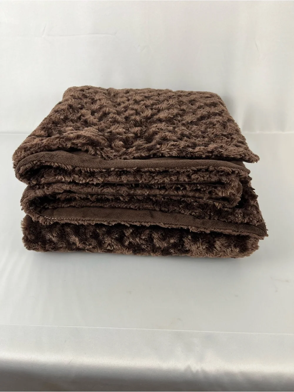 Pier 1 Imports Faux Fur Reversible Throw Blanket Mink Dark Brown 48” x 60”